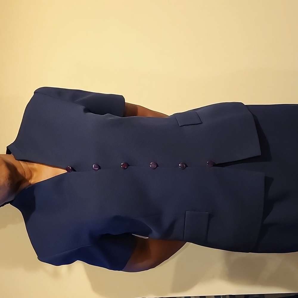 Used Emily 2 piece navy blue lady's suit. Size: 12 As Is No Refunds